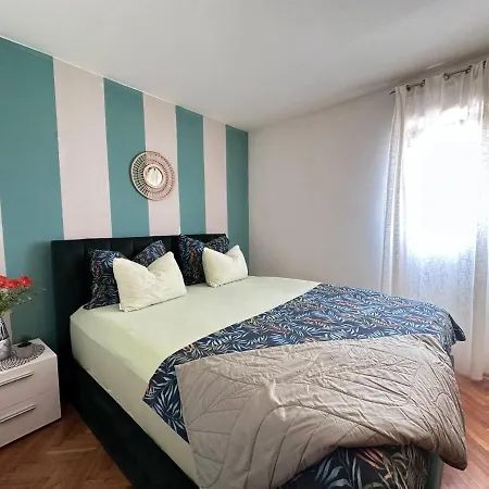 Dina Apartamento Omiš